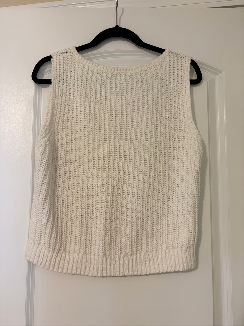 Abercrombie & Fitch Cream Ribbed Sleeveless Knit Top